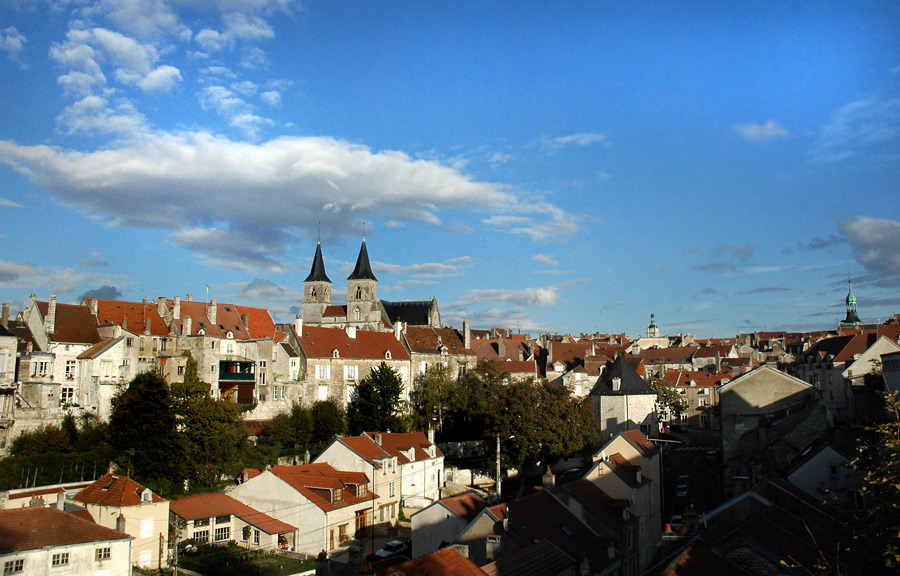 Chaumont_haute Marne_vieille_ville_wikimedia_commons