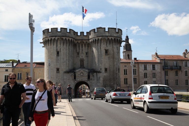 Villeverdun Porte